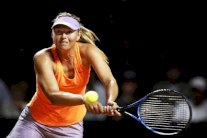 دورة مدريد: كيربر وشارابوفا إلى الدور الثاني