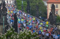 فوز الاثيوبي ابراها والكينية اييابي في ماراثون براغ