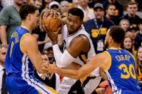 غولدن ستايت على بعد فوز واحد من نهائي المنطقة الغربية