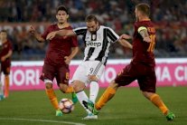 روما يسقط يوفنتوس ويؤجل تتويجه باللقب