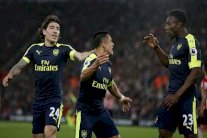 سانشيز يعزز حظوظ أرسنال في بطاقة دوري الأبطال