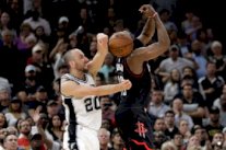 جينوبيلي ينقذ سان انتونيو ويقوده الى فوز ثالث