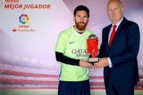 ميسي أفضل لاعب في