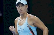 كيربر تعود لصدارة ترتيب المحترفات وهاليب تتقدم للمركز الرابع