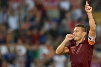 توتي يفتح الباب أمام استمراره مع روما