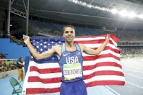 سنتروفيتس يتفوق على فرح في 1500م