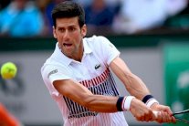 حاملا اللقب يستهلان حملتهما بالفوز في بطولة فرنسا المفتوحة