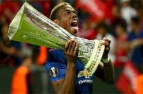 مانشستر يونايتد يفوز بكأس الدوري الأوروبي