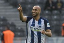 الأميركي بروكس من هرتا برلين الى فولفسبورغ لثلاث سنوات