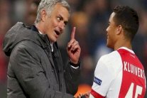 الكشف عن تفاصيل حديث مورينيو مع نجل كلويفرت