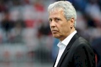 نيس يؤكد بقاء فافر ويضع حدا لترجيحات توليه تدريب دورتموند