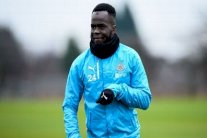 وفاة لاعب عاجي أثناء التدريب مع فريقه الصيني