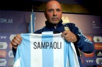 سامباولي يبدأ مهمته مع الارجنتين بقمة تقليدية ودية ضد البرازيل