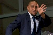 روبرتو كارلوس ينفي مزاعم تناوله المنشطات