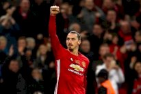 شكوك حول مستقبل إبراهيموفيتش مع يونايتد بعد إدراجه على لائحة المسرحين