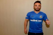 ليون يؤكد انتقال فالبوينا إلى فنربغشة مقابل 1،5 مليون يورو