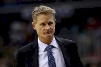 مدرب غولدن ستايت وورييرز يحبذ زيارة البيت الأبيض