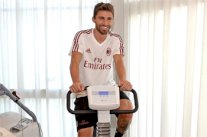 المهاجم الإيطالي بوريني يخضع للكشف الطبي تمهيداً لانضمامه لميلان