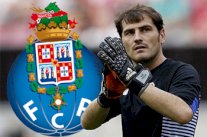 كاسياس يمدد عقده مع بورتو موسما إضافيا