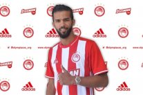 رسمياً : المغربي كارسيلا الى اولمبياكوس اليوناني