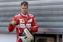 فيتل يعتذر أمام تود ويفلت من عقوبات إضافية