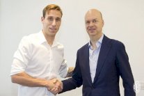 ميلان يواصل تعاقداته بضم الأرجنتيني بيليا من لاتسيو