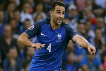 عادل رامي يعلن انتقاله إلى مرسيليا الفرنسي