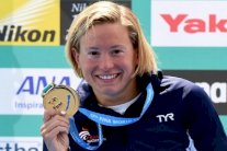 الفرنسية مولر تحتفظ بلقب 10 كلم وذهبيتان للصين في الغطس