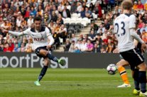 نادي توتنهام الانجليزي: فريقنا ليس للبيع