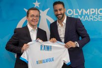 رسمياً : عادل رامي من اشبيلية إلى مرسيليا لأربع سنوات
