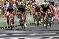 البريطاني كريستوفر فروم يحتفظ بصدارة طواف فرنسا الدولي