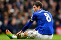 إيفرتون يفتقد باركلي 4 أسابيع لخضوعه لجراحة في الفخذ