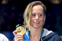 الإيطالية بيليغريني تحقق ذهبيتها الثالثة في 200 متر حرة