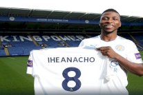 النيجيري ايهياناتشو من مانشستر سيتي إلى ليستر سيتي