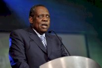 حياتو ينتقد أحمد لتصريحاته حول جاهزية الكاميرون لاستضافة 