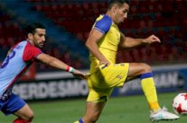 لاعبان إيرانيان يكسران 