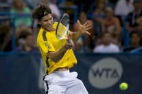 خروج تييم من دورة واشنطن وانجاز تاريخي للكندية أندريسكو