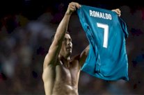 ريال مدريد يفوز على برشلونة بثلاثية في ذهاب كأس السوبر الأسبانية