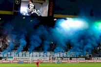 حكم بسجن مشجع سويسري تسبب بصمّ آخر بمفرقعاته النارية