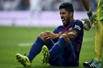 نكسة جديدة لبرشلونة بإصابة لسواريز تبعده شهرا