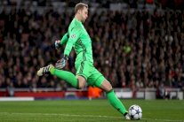 نوير يغيب عن بايرن في مباراته الأولى