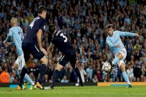 إيفرتون ينتزع التعادل في عقر دار مانشستر سيتي