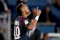 3 أهداف و3 تمريرات مع سان جرمان: نيمار لامعا على العشب الفرنسي