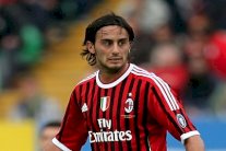 الايطالي اكويلاني يوقع مع لاس بالماس