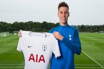 توتنهام يتعاقد مع الأرجنتيني الشاب فويث