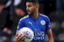 إعفاء رياض محرز من مهمته مع منتخب الجزائر لإتمام صفقة انتقاله من ليستر سيتي