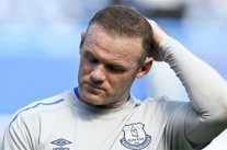 اعتقال واين روني للاشتباه في قيادته وهو مخمور