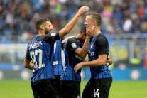 نابولي وإنتر يزاحمان يوفنتوس وسوسييداد يلحق ببرشلونة