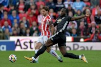 سيتي يسحق ليفربول بخماسية ويونايتد يفقد أول نقطتين