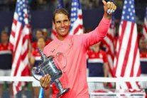 نادال يعزز صدارته لتصنيف المحترفين وفيدرر وصيفا